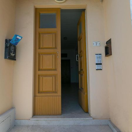 Brezza Marina Apartment San Vincenzo Buitenkant foto