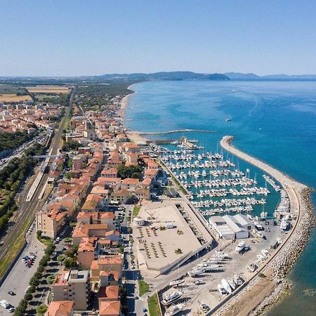 Brezza Marina Apartment San Vincenzo Buitenkant foto