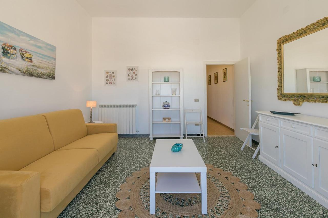 Brezza Marina Apartment San Vincenzo Buitenkant foto
