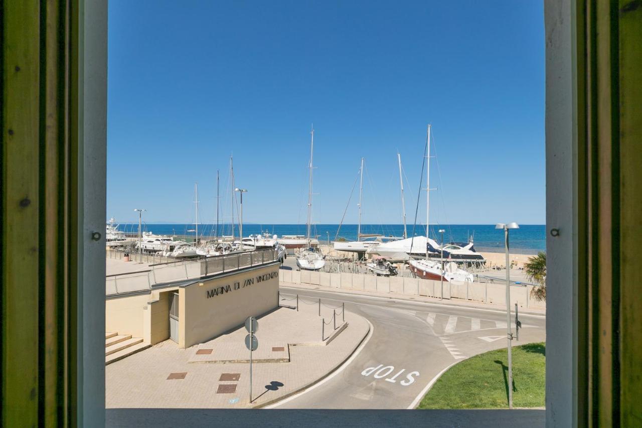 Brezza Marina Apartment San Vincenzo Buitenkant foto
