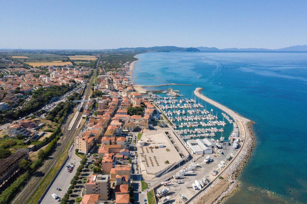 Brezza Marina Apartment San Vincenzo Buitenkant foto