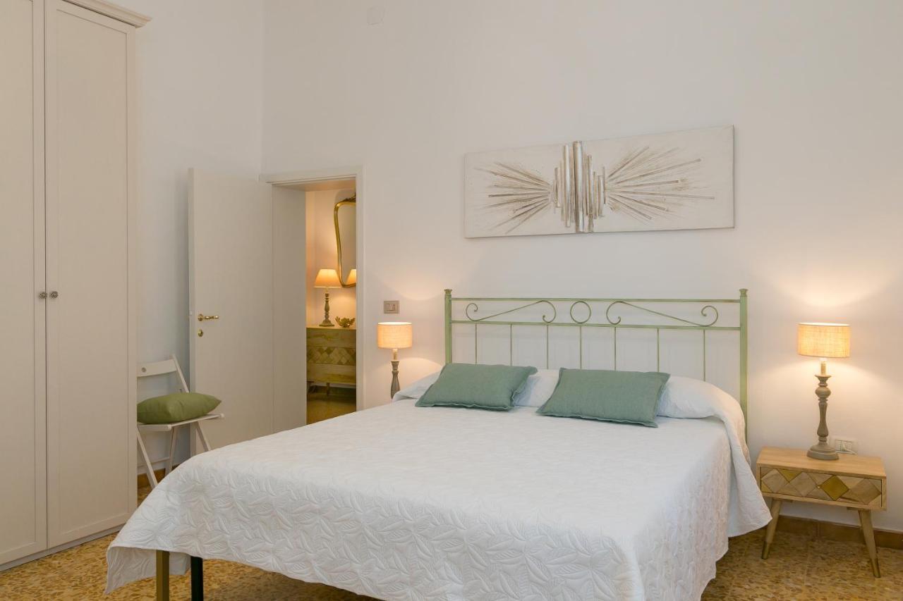 Brezza Marina Apartment San Vincenzo Buitenkant foto
