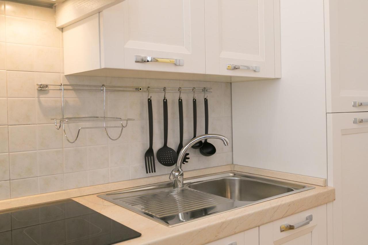 Brezza Marina Apartment San Vincenzo Buitenkant foto