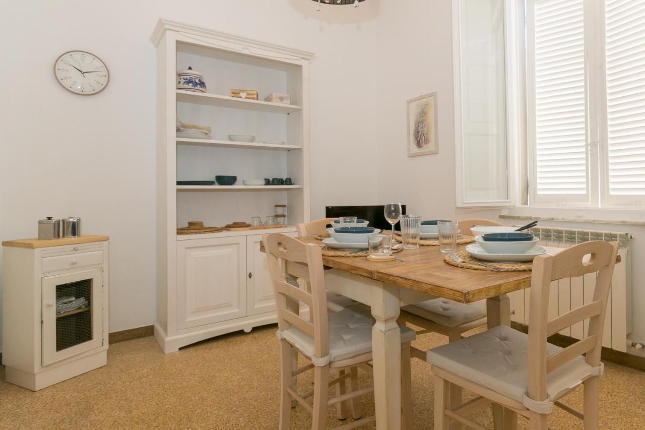 Brezza Marina Apartment San Vincenzo Buitenkant foto
